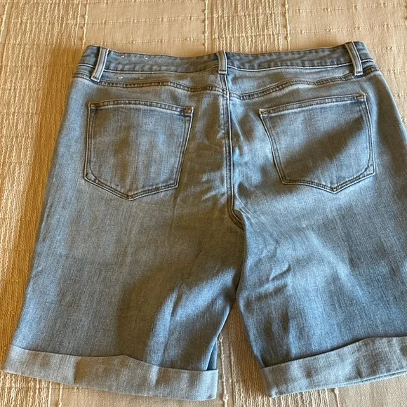 Talbots Blue Jean Shorts Relaxed 9” - Picture 2 of 3